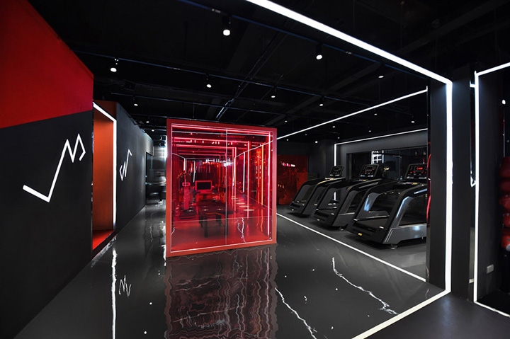 由光定義的空間 R Fitness健身工作室設計欣賞