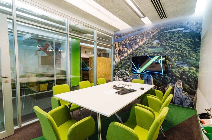 春色滿園 Skyscanner 布達(dá)佩斯辦公設(shè)計欣賞
