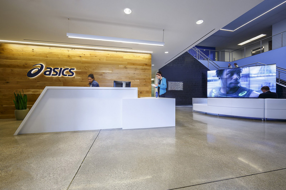 奔跑吧兄弟！運動品牌ASICS美國總部辦公設(shè)計欣賞