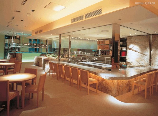 日本Patato餐廳室內(nèi)設(shè)計(jì)