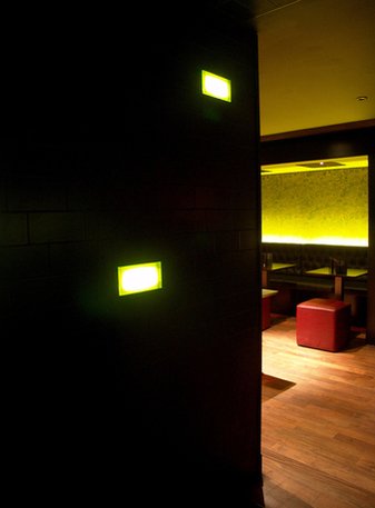 Mamasan酒吧俱樂部室內設計