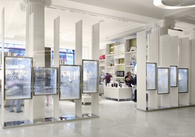 Selfridges 百貨公司室內設計