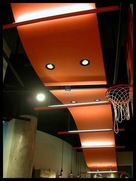 NIKE柏林專賣店室內設計