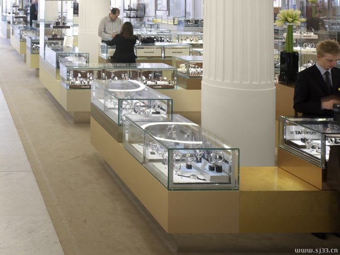 Selfridges 百貨公司室內設計